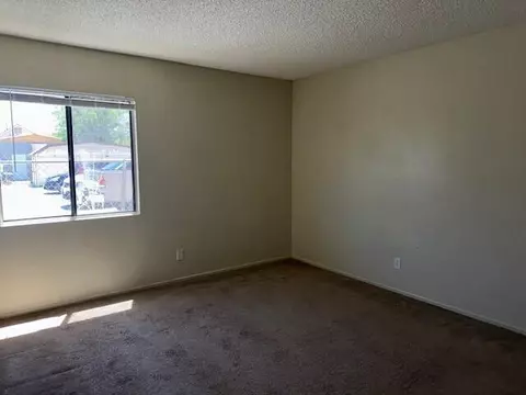 38225 12th St E, Palmdale, CA 93550 photo 11