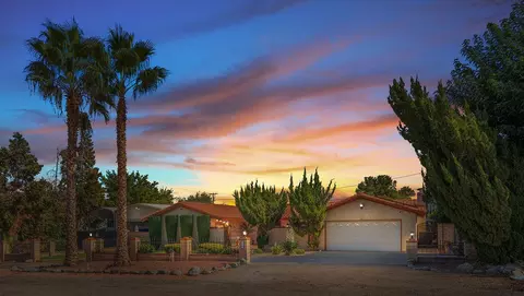 5617 Ave M8 W, Lancaster, CA 93536