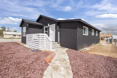 15670 L St, Mojave, CA 93501 photo 6