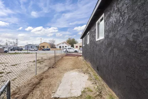 15670 L St, Mojave, CA 93501 photo 33