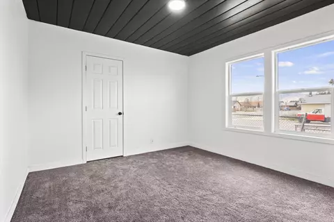 15670 L St, Mojave, CA 93501 photo 19