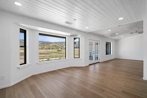 28061 Cumberland Rd, Tehachapi, CA 93561 photo 18