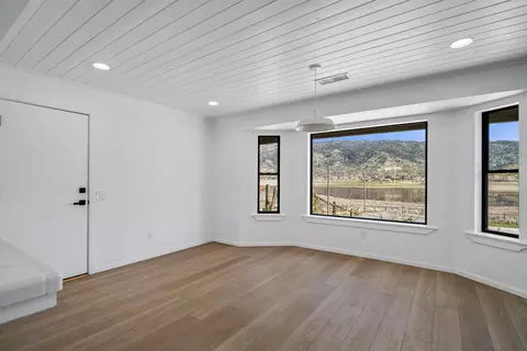28061 Cumberland Rd, Tehachapi, CA 93561 photo 17