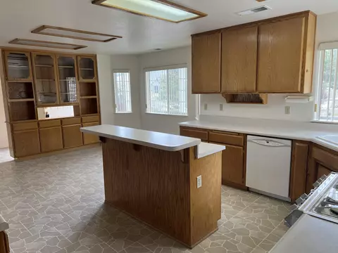 21413 Adam Dr, Tehachapi, CA 93561 photo 7