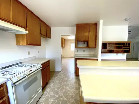 21413 Adam Dr, Tehachapi, CA 93561 photo 9