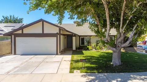 345 Avenue J7 E, Lancaster, CA 93535