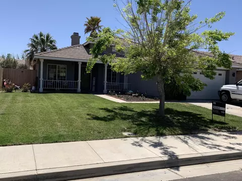 3734 Arbor Ave, Rosamond, CA 93560
