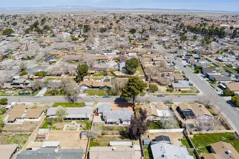 1300 Avenue J3 E, Lancaster, CA 93535 photo 34