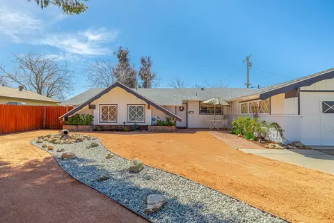 1300 Avenue J3 E, Lancaster, CA 93535 photo 2