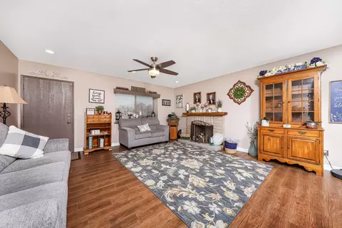 2319 Forry St, Lancaster, CA 93536 photo 11