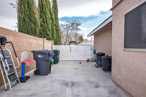 2319 Forry St, Lancaster, CA 93536 photo 36
