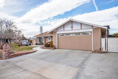 2319 Forry St, Lancaster, CA 93536 photo 4