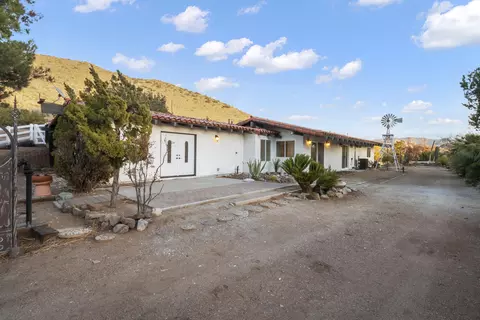 1530 Crest View Trl, Acton, CA 93510 photo 3