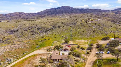 4306 Avenue V5 E, Palmdale, CA 93552