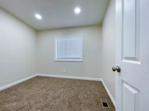 45111 25th St E #SPC 90, Lancaster, CA 93535 photo 11