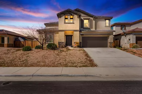 3627 Mt Whitney Ave, Rosamond, CA 93560