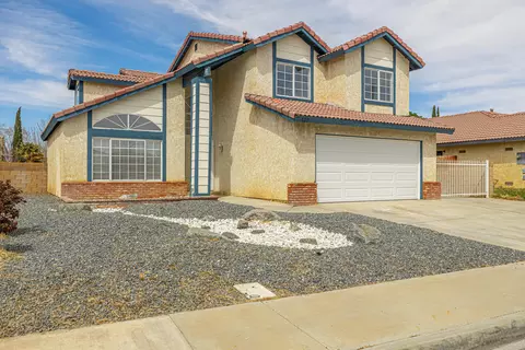 527 Ave J 10 E, Lancaster, CA 93535 photo 2