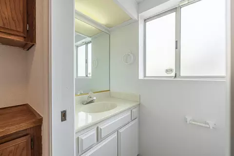 527 Ave J 10 E, Lancaster, CA 93535 photo 16