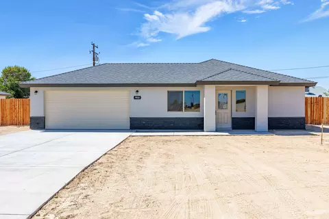 9910 Karen Ave, California City, CA 93505