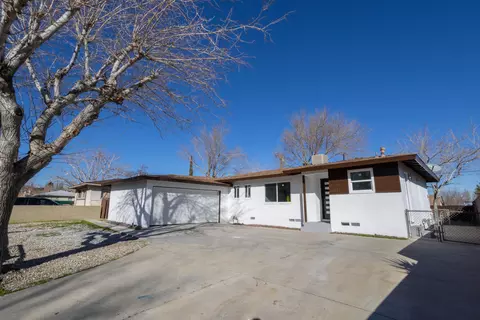 341 R5 E, Palmdale, CA 93550