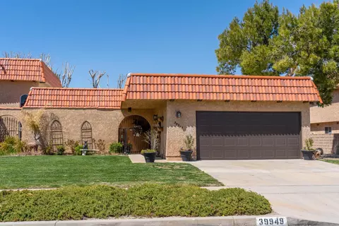 39949 Golfers Dr, Palmdale, CA 93551