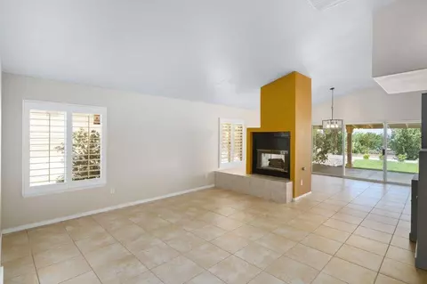 5319 Windcrest Ct, Palmdale, CA 93551 photo 4