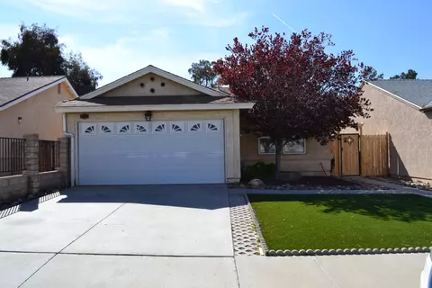 37153 26th St E, Palmdale, CA 93550