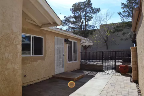 37153 26th St E, Palmdale, CA 93550 photo 13