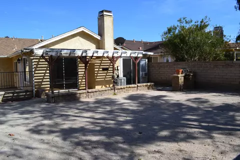 37153 26th St E, Palmdale, CA 93550 photo 34