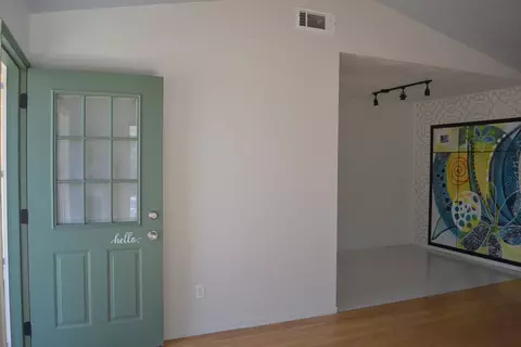 37153 26th St E, Palmdale, CA 93550 photo 2