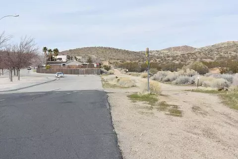 Hook And United, Rosamond, CA 93560