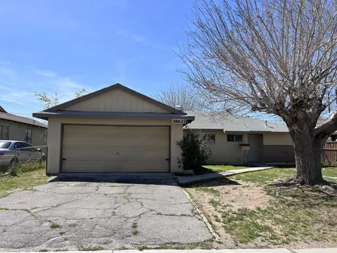 38633 33rd St E, Palmdale, CA 93550