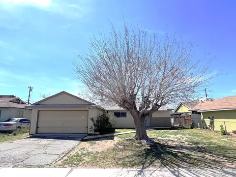 38633 33rd St E, Palmdale, CA 93550 photo 4