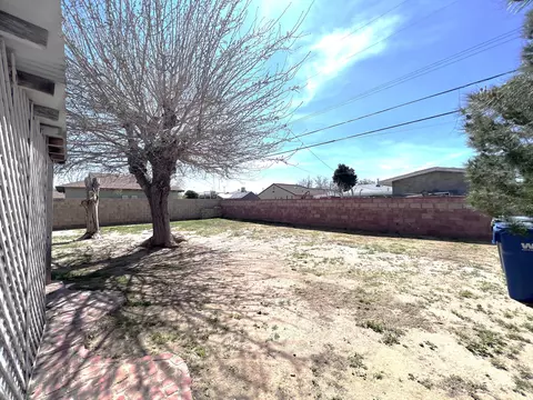 38633 33rd St E, Palmdale, CA 93550 photo 14