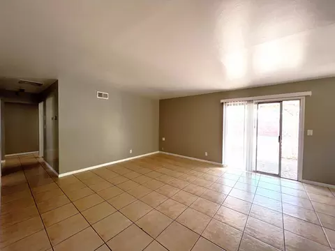 38633 33rd St E, Palmdale, CA 93550 photo 8