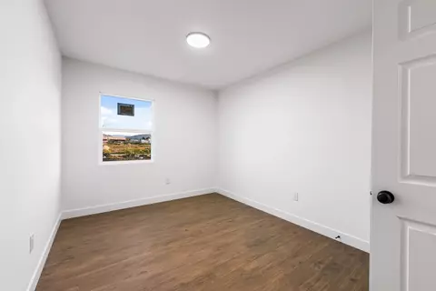 38507 15th St E, Palmdale, CA 93550 photo 26