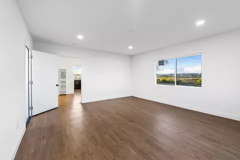 38507 15th St E, Palmdale, CA 93550 photo 13