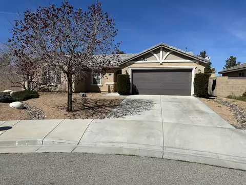 43055 33rd St E, Lancaster, CA 93535
