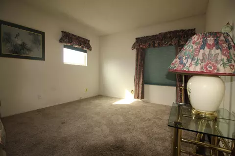 37534 37th St E, Palmdale, CA 93550 photo 25
