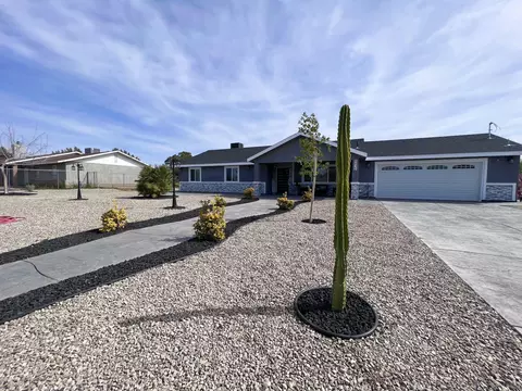8832 Ave T 4 E, Littlerock, CA 93543