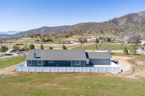 23716 Mariposa Ave, Tehachapi, CA 93561 photo 5