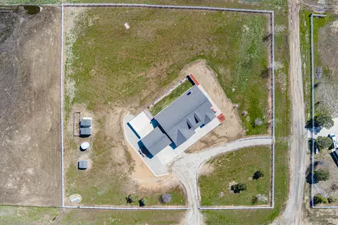 23716 Mariposa Ave, Tehachapi, CA 93561 photo 7