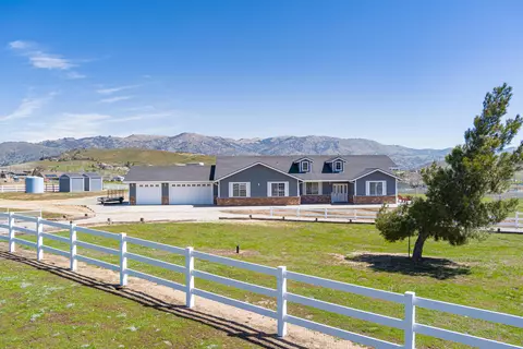 23716 Mariposa Ave, Tehachapi, CA 93561 photo 13