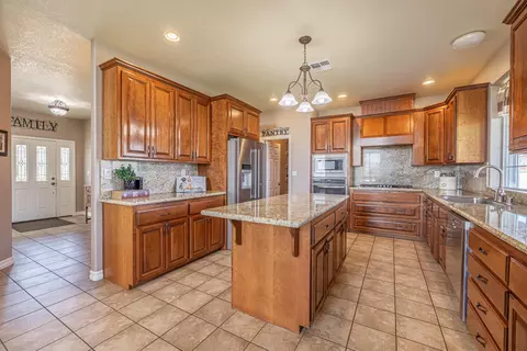 23716 Mariposa Ave, Tehachapi, CA 93561 photo 30