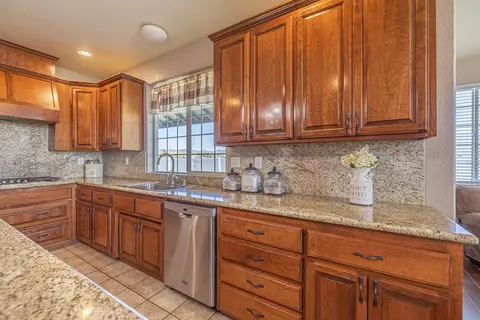 23716 Mariposa Ave, Tehachapi, CA 93561 photo 31
