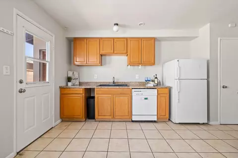 43703 Heaton Ave, Lancaster, CA 93534 photo 9