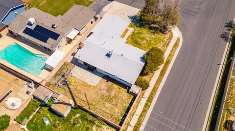 43703 Heaton Ave, Lancaster, CA 93534 photo 25