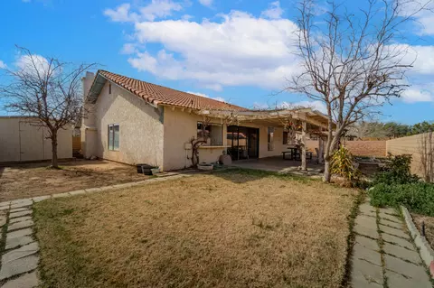44618 12th St E, Lancaster, CA 93535 photo 9