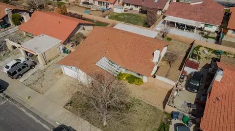 44618 12th St E, Lancaster, CA 93535 photo 3