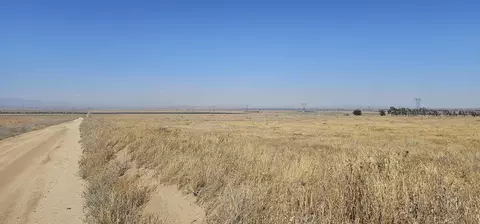 120 Th Street West W, Lancaster, CA 93536